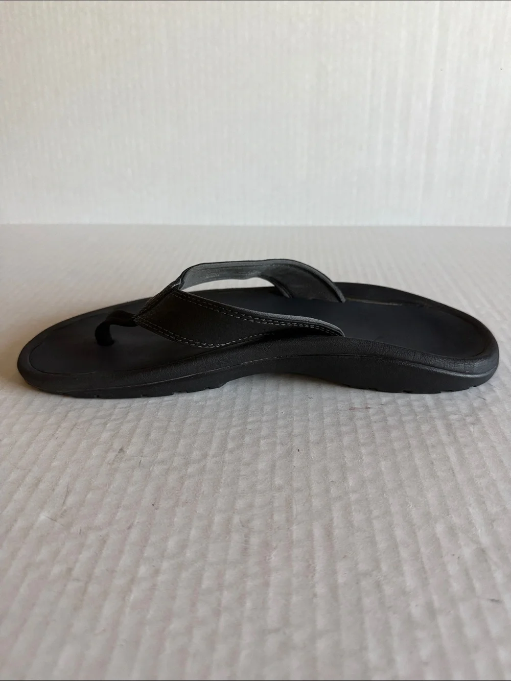Olukai Men’s Black Ohana Flip Flop Sandals